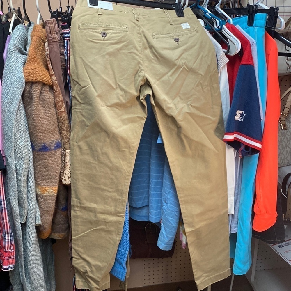 NWT American‎ Eagle size 28/32